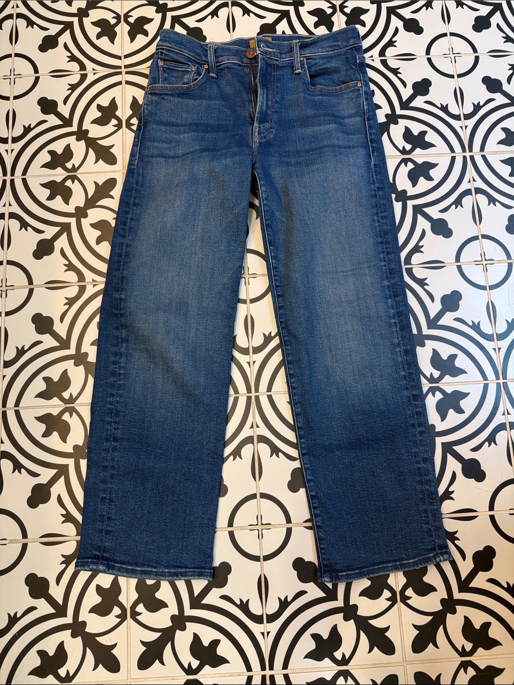 MOTHER Straight Leg Jeans in Medium Blue Wash